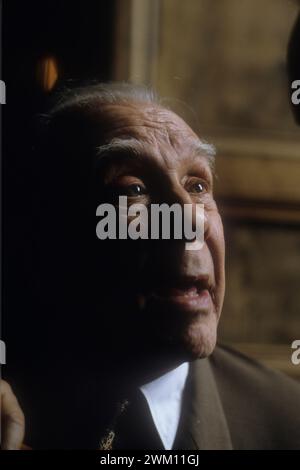 3825317 Jorge Luis Borges; (add.info.: Roma, Westin Excelsior Hotel, 1981. Scrittore argentino Jorge Luis Borges / Roma, Hotel Westin Excelsior, 1981. Lo scrittore argentino Jorge Luis Borges); © Marcello Mencarini. Tutti i diritti riservati 2024. Foto Stock