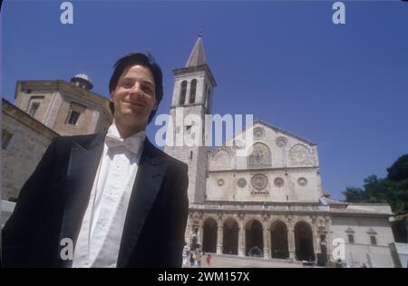 3829504 Steven mercurio; (add.info.: Spoleto Festival of Two Worlds 1993. Direttore e compositore Steven mercurio, Direttore musicale dell'evento / Spoleto Festival dei due Mondi 1993. Il direttore d'orchestra e comnpositore Steven mercurio, Direttore musicale della manifestazione); © Marcello Mencarini. Tutti i diritti riservati 2024. Foto Stock