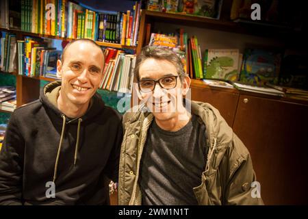 4070726 graphic novelists Zero Calcare (nom de plume di Michele Rech) e Gipi al Festival libri come Literary 2017 di Roma (foto); (add.info.: Roma; Roma, Italia; Italia, Auditorium Parco della musicaLibri come 2017 i fumettisti italiani Zerocalcare (pseudonimo di Michele Rech) e Gipi (Gianni Pacinotti) al festival letterario libri come 2017 a Roma; © Marcello Mencarini. Tutti i diritti riservati 2024. Foto Stock