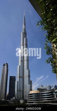 Burj Khalifa, Dubai, precedentemente conosciuto come Burj Dubai. È l'edificio più alto del mondo. Foto Stock