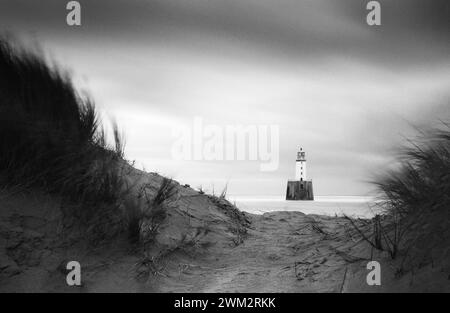 Fotografia di © Jamie Callister. Faro di Rattray Head, Buchan, Aberdeenshire, Scozia nord-orientale, 14 novembre, 2023 Foto Stock