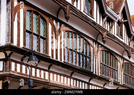 Dettagli. Southampton Tudor House. L'edificio in legno è stato costruito alla fine del XV secolo. Southampton, Hampshire, Inghilterra, Regno Unito, Regno Unito, E Foto Stock