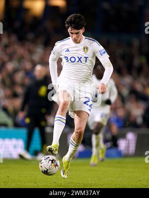 Archie Gray del Leeds United durante lo Sky Bet Championship match a Elland Road, Leeds. Data foto: Venerdì 23 febbraio 2024. Foto Stock