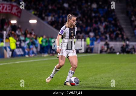 Lione, Francia. 23 febbraio 2024. #19 Klara Buhl (Germania) in azione durante la semifinale della UEFA Nations League tra Francia e Germania allo stadio Groupama di Lione, Francia. (Pauline FIGUET/SPP) credito: SPP Sport Press Photo. /Alamy Live News Foto Stock