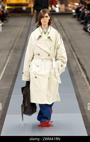 TODÄôS sfilata Autunno/Inverno 2024 durante la settimana della moda di Milano del 2024 febbraio - Milano, Italia 23/02/2024 Foto Stock