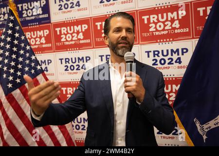CHARLESTON, CAROLINA DEL SUD - 23 FEBBRAIO: Donald Trump Jr. Pronuncia i suoi commenti alla folla in occasione di un evento della campagna Team Trump venerdì 23 febbraio 2024 a Charleston, Carolina del Sud. L'ex presidente Donald Trump sta conducendo una campagna in Carolina del Sud in vista delle primarie presidenziali repubblicane dello stato il 24 febbraio. ?(foto di Michael Nigro/Sipa USA) credito: SIPA USA/Alamy Live News Foto Stock