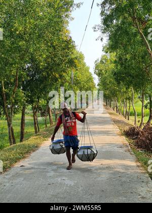 Villaggio rurale di Sundarban Island nel Bengala Occidentale in India Foto Stock