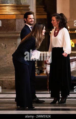 Stoccolma, Svezia. 24 febbraio 2024. STOCCOLMA, SVEZIA 20240224Principe Carlo Filippo e Principessa Sofia partecipano a una preghiera di pace nella Chiesa del Palazzo, Palazzo reale, sabato, in occasione del secondo anniversario dell'invasione russa dell'Ucraina. Foto: Caisa Rasmussen/TT/codice 12150 credito: TT News Agency/Alamy Live News Foto Stock