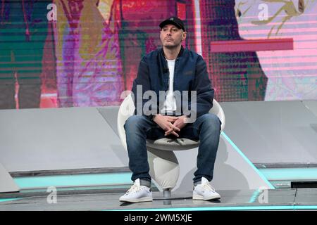 Milano, Italia. 24 febbraio 2024. Milano, trasmissione TV "TV Talk" - Rai 3 - Fabri fibra credito: Agenzia fotografica indipendente/Alamy Live News Foto Stock