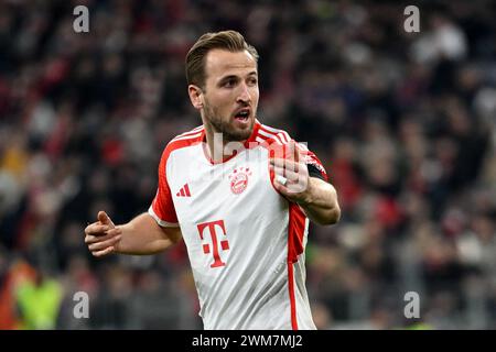 Monaco, Germania. 24 febbraio 2024. Calcio: Bundesliga, Bayern Monaco - RB Leipzig, Matchday 23, Allianz Arena. Harry Kane di Monaco gesticola. Crediti: Sven Hoppe/dpa/Alamy Live News Foto Stock