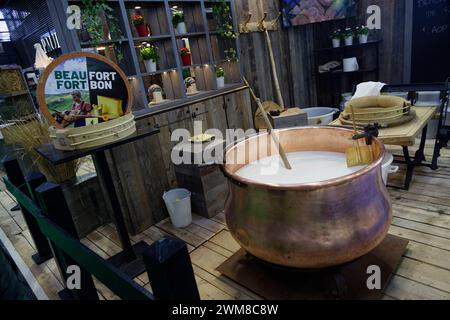 Parigi, Francia. 24 febbraio 2024. Il 60° Salone Internazionale dell'Agricoltura apre le sue porte dal 24 febbraio al 3 marzo 2024 a Parigi, Francia. Crediti: Bernard Menigault/Alamy Live News Foto Stock