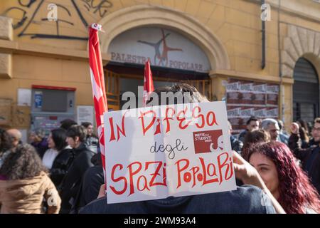 Roma, Italia. 24 febbraio 2024. L'ingresso alla famosa palestra San Lorenzo di Roma (foto di Matteo Nardone/Pacific Press) credito: Pacific Press Media Production Corp./Alamy Live News Foto Stock