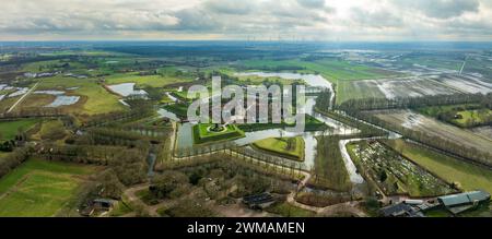 Vista aerea di Bourtange, un villaggio fortificato nei Paesi Bassi. Si tratta di una fortificazione storica a forma di stella risalente al Medioevo. Foto Stock