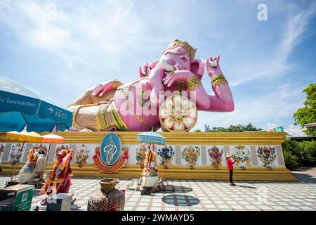 La Ganesha a Wat Saman Rattanaram nella città di Mueang Chachoengsao nella provincia di Chachoengsao in Thailandia. Thailandia, Chachoengsao, 3, 20 novembre Foto Stock