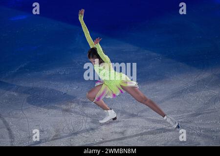 Torino, Italia. 24 febbraio 2024. Italia, Torino 24 febbraio 2024 PalaVela "Lights on U" show per i Giochi Mondiali invernali dell'Università di Torino 2025 Carolina Kostner (foto di Tonello Abozzi/Pacific Press) crediti: Pacific Press Media Production Corp./Alamy Live News Foto Stock