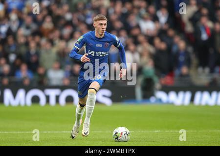 Cole Palmer del Chelsea rompe con il pallone durante la finale della Carabao Cup Chelsea vs Liverpool al Wembley Stadium, Londra, Regno Unito, 25 febbraio 2024 (foto di Gareth Evans/News Images) Foto Stock