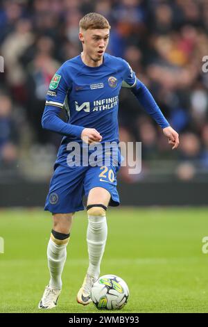 Londra, Regno Unito. 25 febbraio 2024. Cole Palmer del Chelsea rompe con il pallone durante la finale della Carabao Cup Chelsea vs Liverpool al Wembley Stadium, Londra, Regno Unito, 25 febbraio 2024 (foto di Gareth Evans/News Images) a Londra, Regno Unito il 25/2/2024. (Foto di Gareth Evans/News Images/Sipa USA) credito: SIPA USA/Alamy Live News Foto Stock