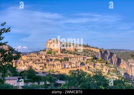 Città medievale di Alquezar, provincia di Huesca, Aragona, Spagna Foto Stock