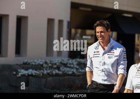 MANAMA, BAHREIN, BAHRAIN International Circuit, 21.feb.2024: La Germania Toto Wolff e il team Mercedes-AMG PETRONAS F1 durante l'inverno di Formula 1 del Bahrein Foto Stock