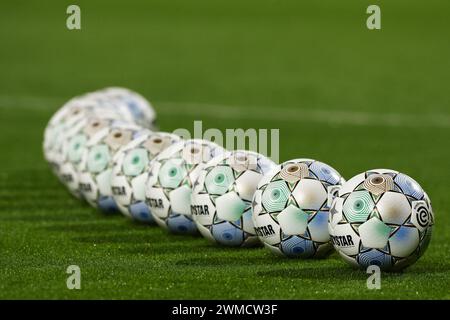 Volendam, Paesi Bassi. 25 febbraio 2024. VOLENDAM, 25-02-2024, Kras Stadion, Dutch Eredivisie football, stagione 2023/2024, partite prima della partita FC Volendam vs Heerenveen crediti: Pro Shots/Alamy Live News Foto Stock