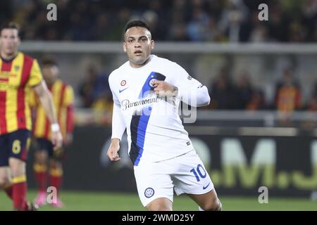 Lecce, Italia. 25 febbraio 2024. Lautaro Martinez (FC Internazionale Milano) durante la partita di serie A USA Lecce vs Inter - FC Internazionale, a Lecce, Italia, febbraio 25 2024 crediti: Independent Photo Agency/Alamy Live News Foto Stock