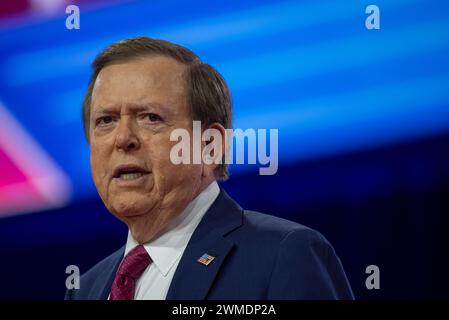 Oxon Hill, Stati Uniti. 24 febbraio 2024. Lou Dobbs alla Conservative Political Action Conference (CPAC) del 2024 a National Harbor, Maryland, USA, sabato 24 febbraio, 2024. credito: Annabelle Gordon /CNP/Sipa USA credito: SIPA USA/Alamy Live News Foto Stock