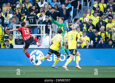 Nashville, Tennessee, Stati Uniti. 25 febbraio 2024. Il portiere del Nashville SC Joe Willis (1) blocca un tiro durante la sua partita a Nashville. (Credit Image: © Camden Hall/ZUMA Press Wire) SOLO PER USO EDITORIALE! Non per USO commerciale! Crediti: ZUMA Press, Inc./Alamy Live News Foto Stock