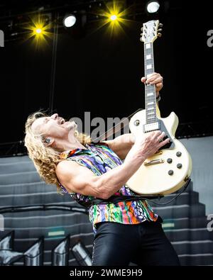 Tommy Shaw di Styx sul palco Foto Stock