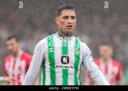 Siviglia, Spagna. 25 febbraio 2024. SIVIGLIA, SPAGNA - FEBBRAIO 25: Chimy Avila del Real Betis durante la Liga EA Sports match tra Real Betis e Athletic Club a Benito Villamarin il 25 febbraio 2024 a Siviglia, Spagna. (Immagine di credito: © Jose Luis Contreras/DAX tramite ZUMA Press Wire) SOLO PER USO EDITORIALE! Non per USO commerciale! Foto Stock