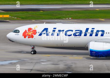 Aircalin Airbus A330 rullaggio di aeromobili. Aereo A330neo di AirCalin. Aereo della compagnia di bandiera della nuova Caledonia noto come Air Calin o Air Caledonie. Foto Stock