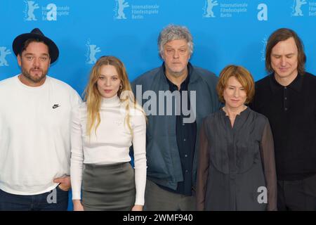 18 febbraio 2024, Berlino, Berlino, Germania: ''Sterben'' Photocall alla Berlinale 2024. (Credit Image: © Beata Siewicz/Pacific Press via ZUMA Press Wire) SOLO PER USO EDITORIALE! Non per USO commerciale! Foto Stock