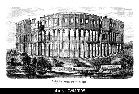 L'Arena di Pola, situata a Pola, Croazia, è tra gli anfiteatri romani più grandi e meglio conservati del mondo. Questa struttura colossale, risalente al i secolo d.C., mostra la grande scala e le abilità architettoniche dell'Impero Romano. Con la sua forma ellittica, gli archi torreggianti e la robusta costruzione in pietra, l'arena è stata progettata per ospitare concorsi di gladiatori e spettacoli pubblici, attirando folle fino a 20.000 spettatori. Oggi, si erge come una monumentale reliquia dell'antica ingegneria, offrendo uno sguardo vivido sull'intrattenimento e le pratiche sociali dell'epoca romana Foto Stock