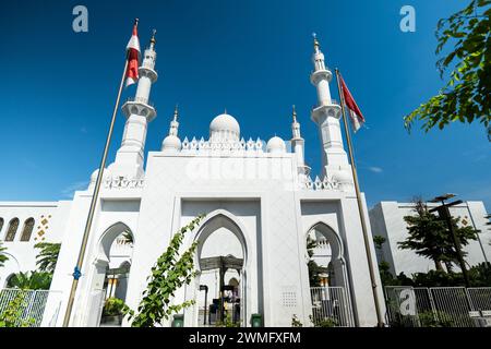 La grande Moschea dello sceicco Zayed, solo, è una moschea situata a solo, Indonesia Foto Stock