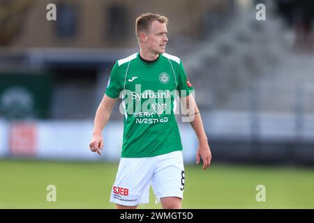 Copenaghen, Danimarca. 24 febbraio 2024. Mark Kongstedt (8) del Naestved BK visto durante il NordicBet Liga match tra B.93 e Nasestved BK a Vanlose Idrætspark a Copenaghen. (Credito fotografico: Gonzales Photo - Christian Midtgaard). Foto Stock