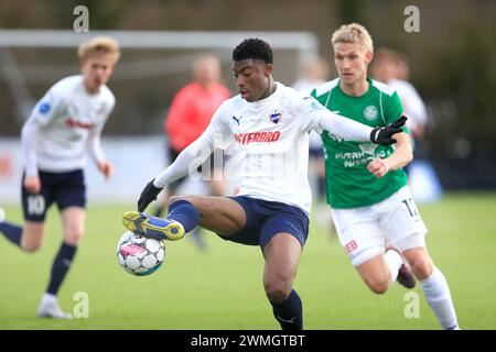 Copenaghen, Danimarca. 24 febbraio 2024. Emeka Nnamani (11) di B.93 visto durante il NordicBet Liga match tra B.93 e Nasestved BK a Vanlose Idrætspark a Copenaghen. (Credito fotografico: Gonzales Photo - Christian Midtgaard). Foto Stock