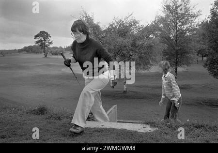 Didsbury, Manchester, Inghilterra circa 1981. Didsbury Golf Club, Inghilterra centrale, classe media, mezza età. Foto Stock