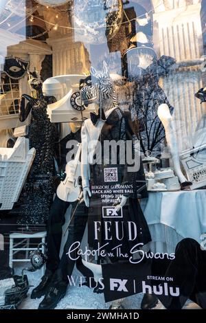 Bergdorf Goodman Window display, 2024, New York City, USA Foto Stock