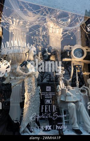 Bergdorf Goodman Window display, 2024, New York City, USA Foto Stock