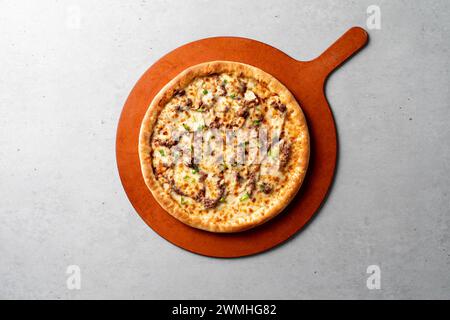 Pizza, bulgogi, pizza, pasticceria, pancetta, crosta di formaggio, formaggio, patate dolci, formaggio cheddar Foto Stock