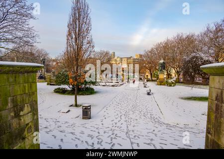 St JohnÕs Garden Liverpool nella neve Foto Stock
