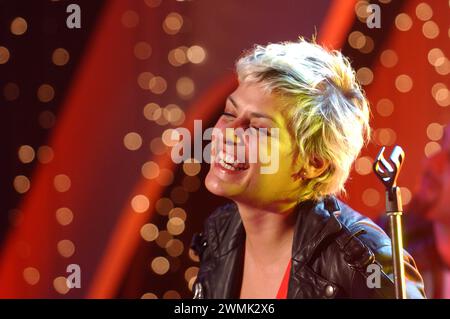 Milano Italia 20/04/2005 : Irene grandi, cantante italiana, durante la trasmissione televisiva “CD Live 2005” Foto Stock