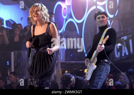 Milano Italia 22/12/2007 : Irene grandi, cantante italiana, durante la trasmissione televisiva “Scalo 76 ” Foto Stock