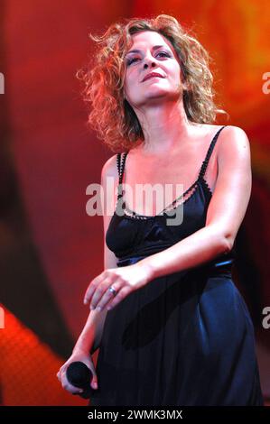 Catania Italia 30/06/2007 : Irene grandi, cantante italiana, durante la trasmissione televisiva “Festivalbar 2007” Foto Stock