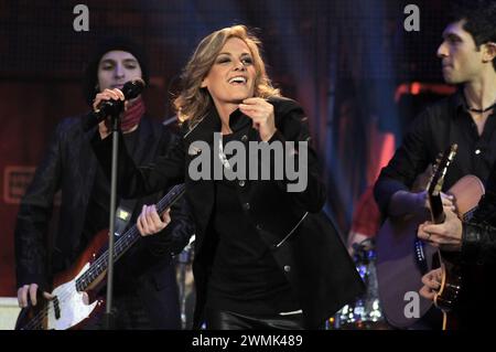 Milano Italia 29/11/2008 : Irene grandi, cantante italiana, durante la trasmissione televisiva “Scalo 76 Cargo” Foto Stock