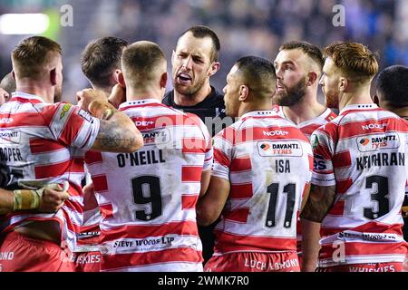 Wigan, Inghilterra - 24 febbraio 2024 - scontro. Rugby League Betfred World Club Challenge, Wigan Warriors vs Penrith Panthers al DW Stadium, Wigan, UK Dean Williams Foto Stock