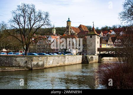 Case gotiche in legno - vista pittoresca della città vecchia di Schwabisch Hall, Germania Foto Stock