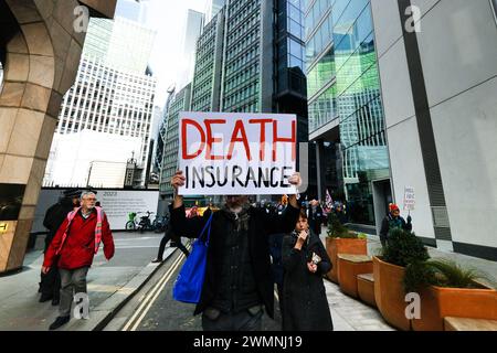 Città di Londra, Londra, Regno Unito. 27 febbraio 2024. Extinction Rebellion compie azioni contro le compagnie assicurative. Crediti: Matthew Chattle/Alamy Live News Foto Stock
