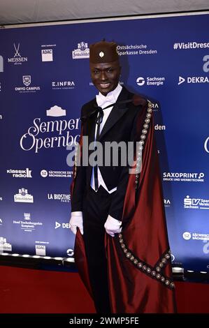 Papis Loveday beim 16. SemperOpernball 2024 in der Semper Oper. Dresda, 23.02.2024 Foto Stock