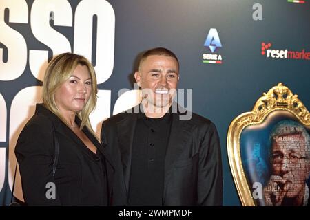 Roma, Italia. 26 febbraio 2024. ROMA, ITALIA - FEBBRAIO 26: Fabio Cannavaro e la moglie Daniela Cannavaro partecipano al photocall di "arrivo vincente io - Marcello Lippi" il 26 febbraio 2024 a Roma, Italia. Credito: dpa/Alamy Live News Foto Stock