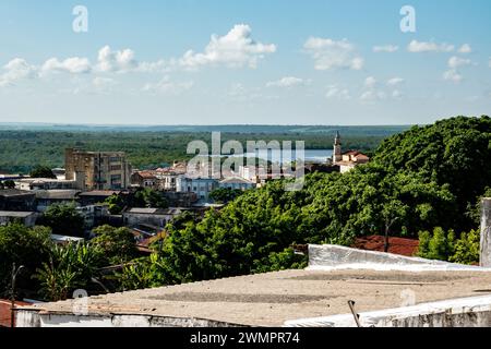 Vista di Joao Pessoa, Rio Sanhaus e della foresta atlantica in Brasile Foto Stock